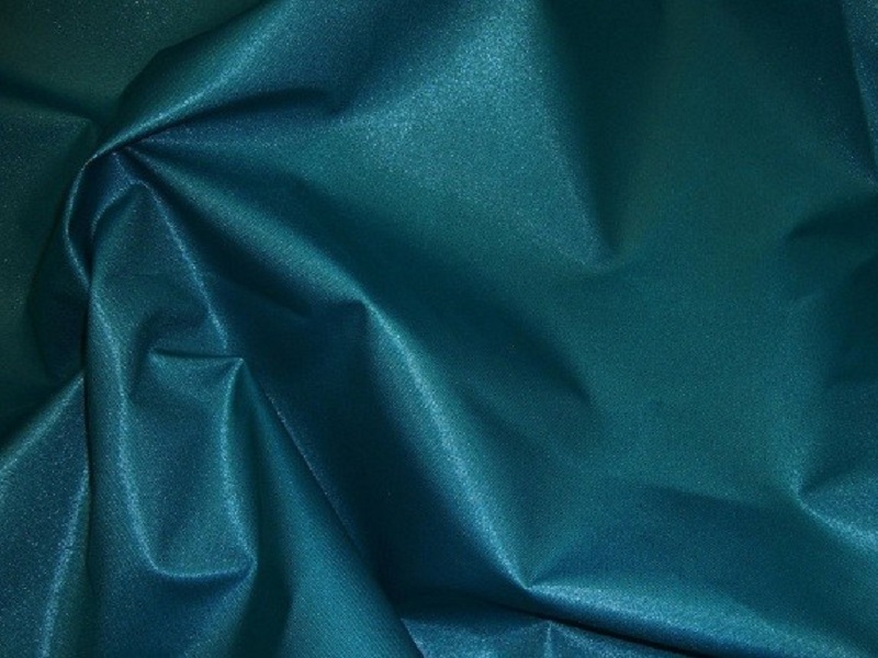 Vải Nylon là gì? Phân loại, ưu nhược điểm và ứng dụng của vải Nylon
