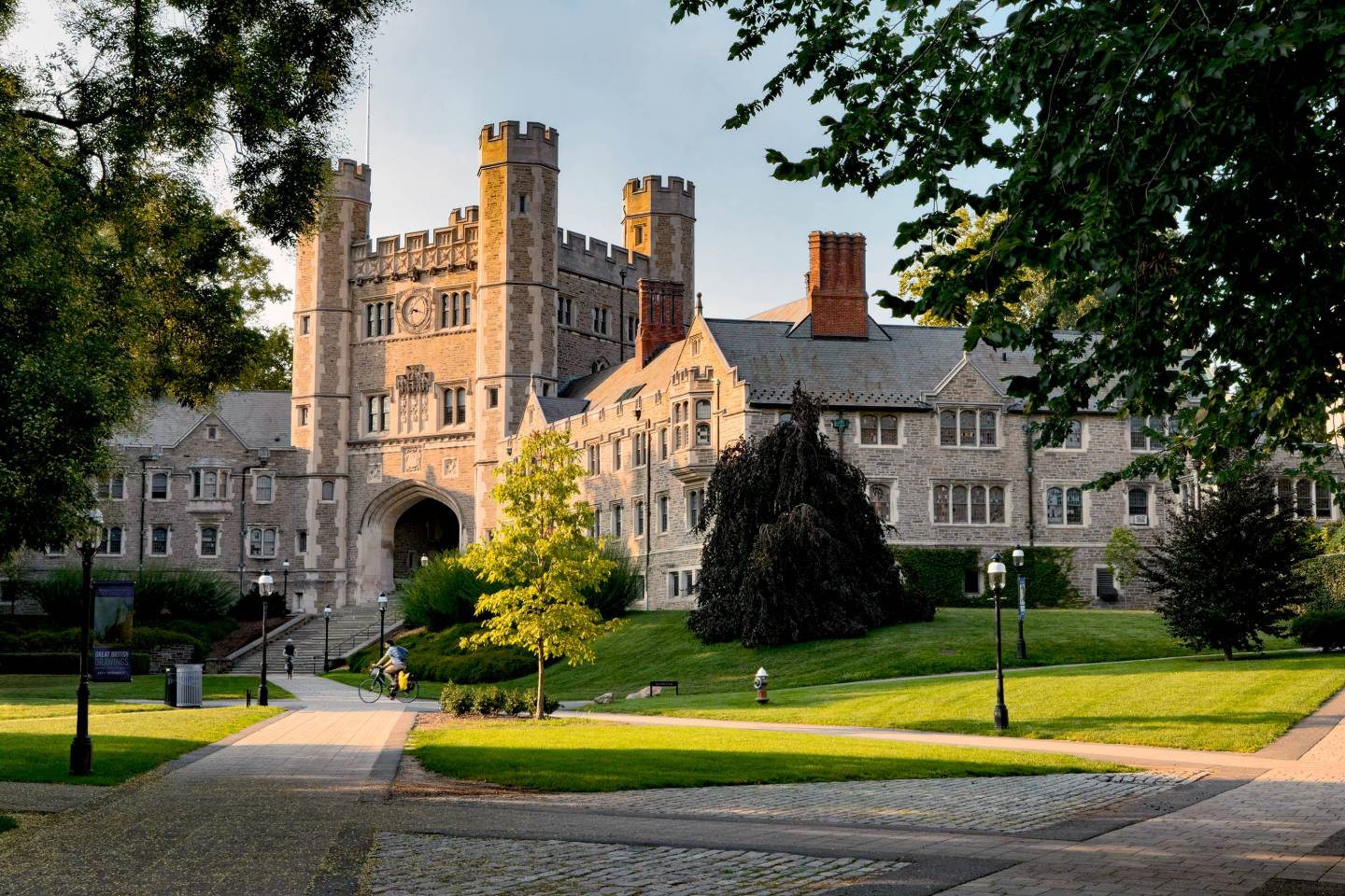 Princeton University - VNIS Education