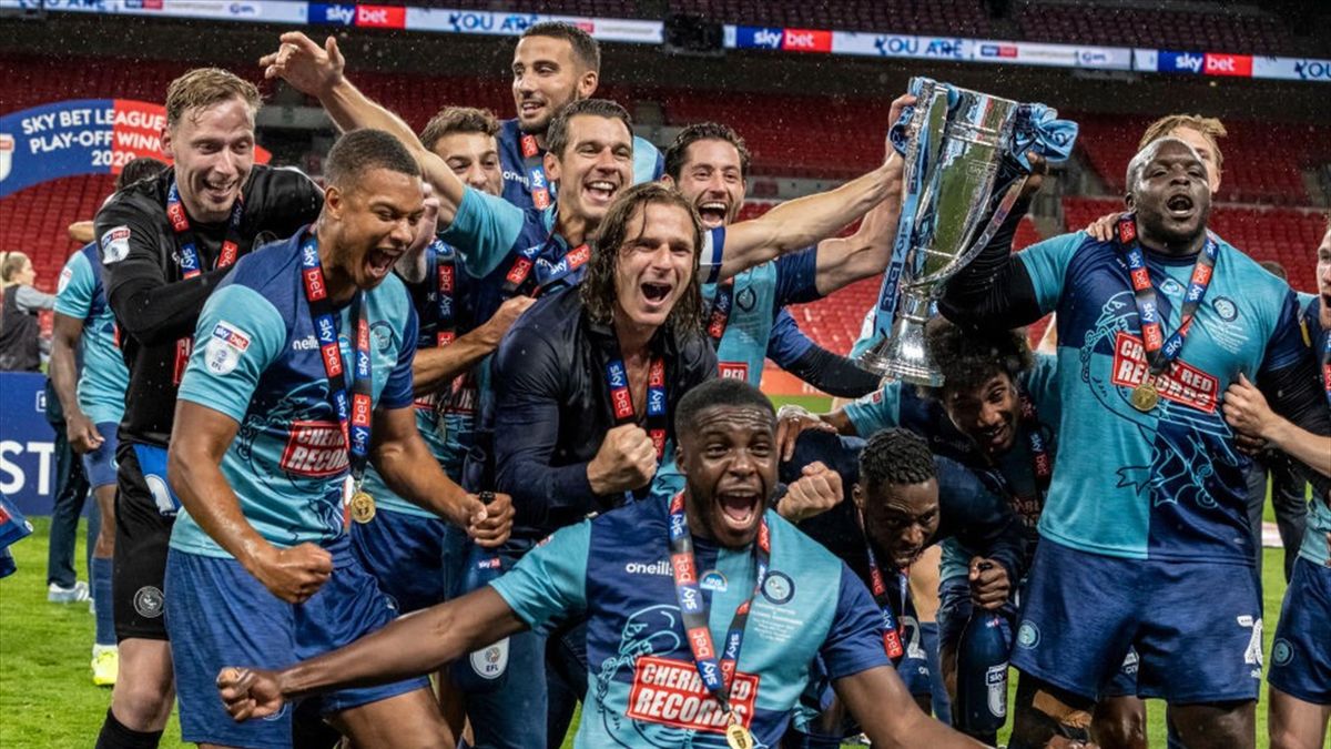 Wycombe Wanderers win promotion to Championship for first time - Eurosport