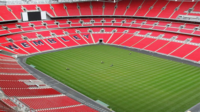 Vòm cung huyền thoại của sân vận động Wembley tại London